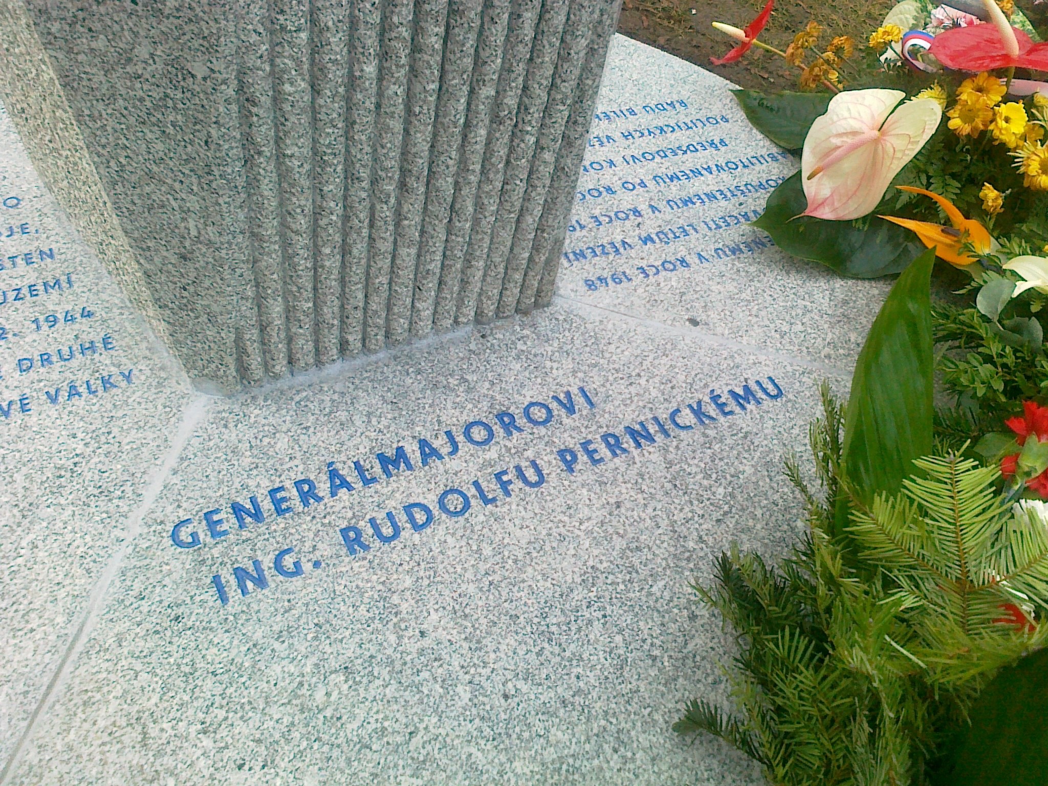 pomník Pernickému - 04