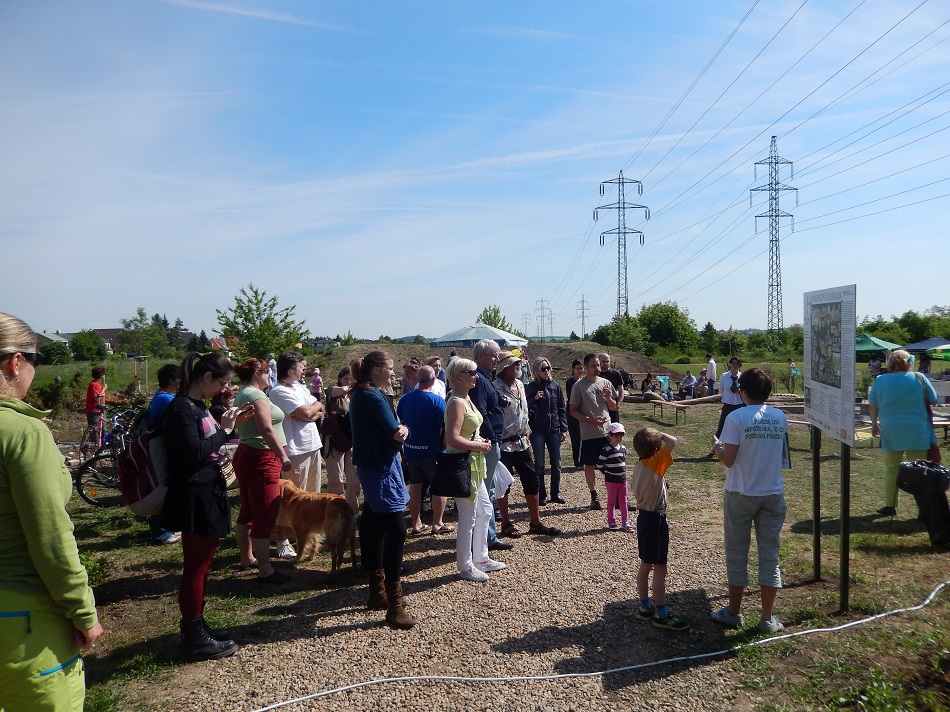 Otevření Komunitní zahrady, sobota 16.5. 2015